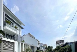 Bán Đất Thổ Cư Ngộp Khu Vip Bên Sông Hiệp Bình Chánh Thủ Đức Đường 10m  100m2_4.5*22 chỉ 9.2 tỷ Cực Hiếm